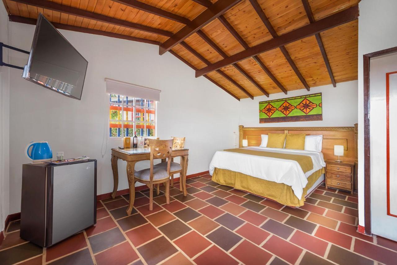 Zocalo Campestre 4*